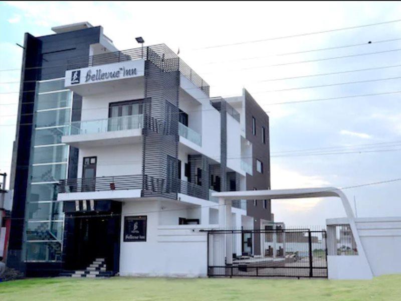 Hotel Bellevue Inn Ganganagar ภายนอก รูปภาพ
