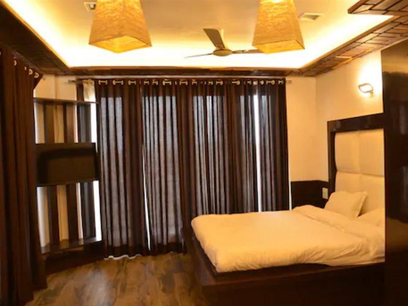 Hotel Bellevue Inn Ganganagar ภายนอก รูปภาพ